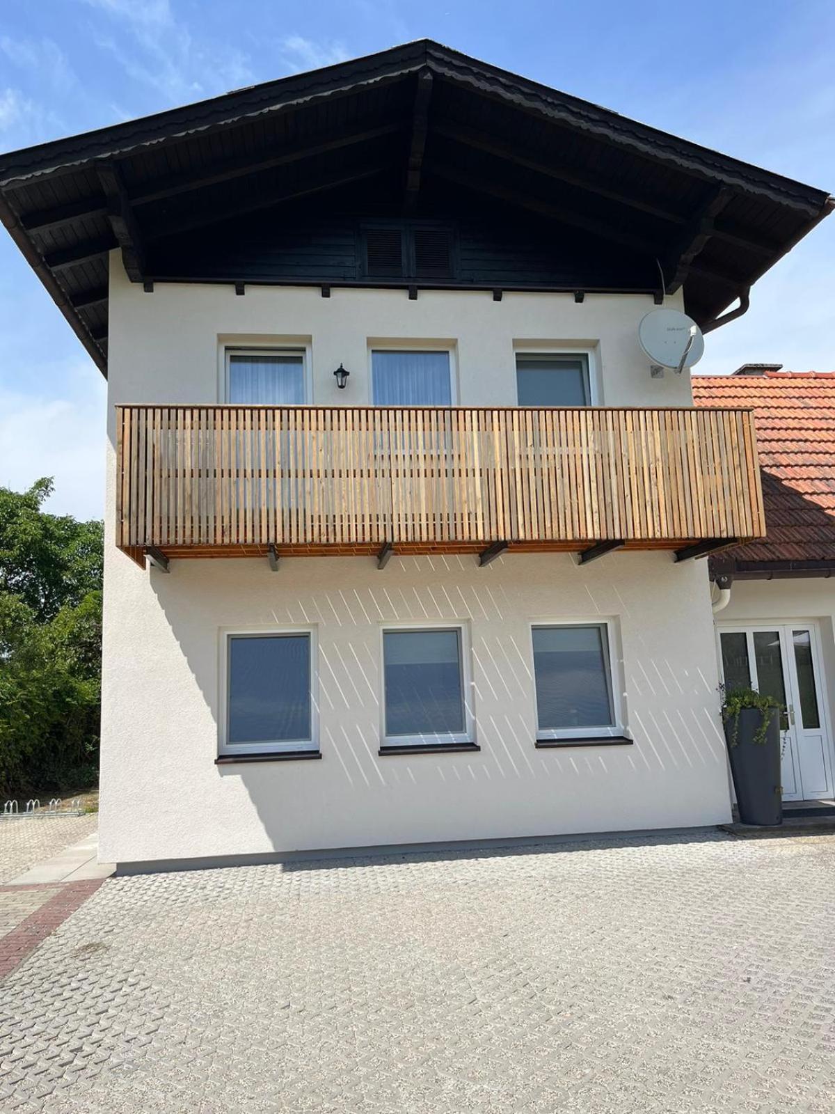 Danner Familien-Ferienwohnungen Schoerfling Am Attersee Exterior foto